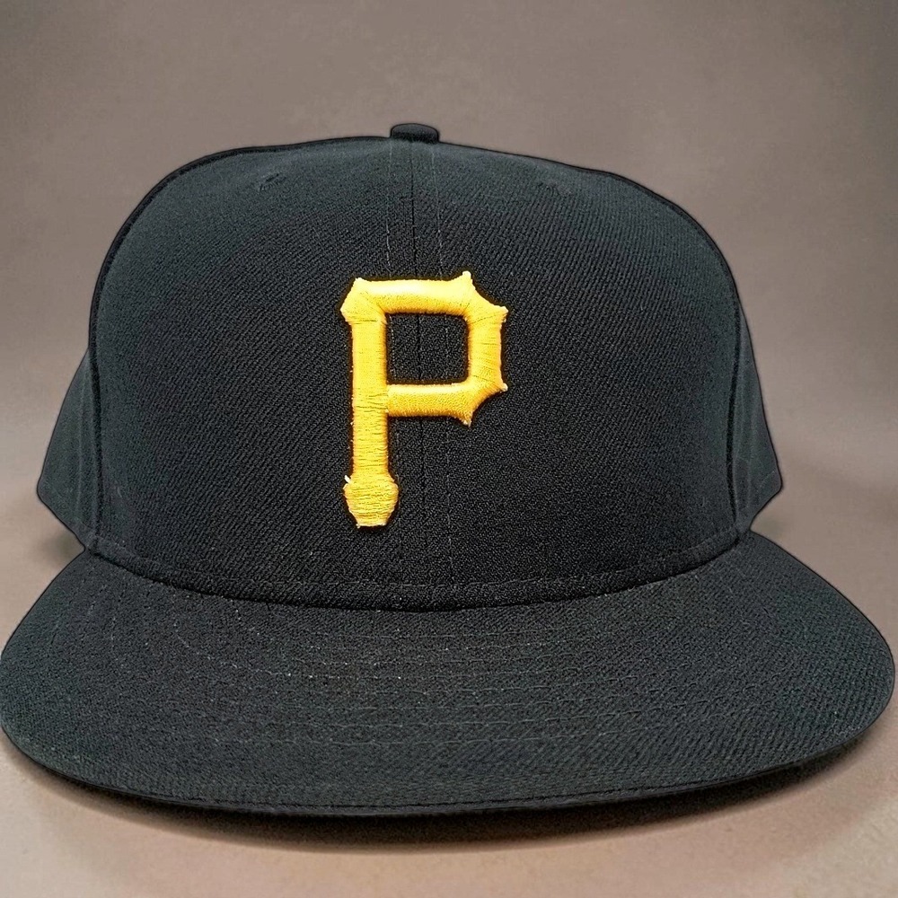 Pittsburgh Pirates New Era 59FIFTY Flat-Billed MLB Fitted Hat Size 8 Black NWOT